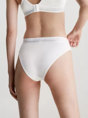 Calvin Klein Slip Brésilien échancré - Modern Structure – Image 3