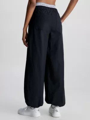 Calvin Klein Pantalon Déperlant à Jambes Larges – Image 3
