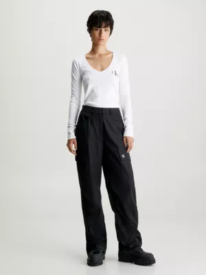 Calvin Klein Haut Slim Côtelé à Col En V – Image 5