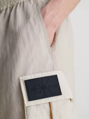 Calvin Klein Short Cargo Relaxed En Maille Et Nylon â Image 3